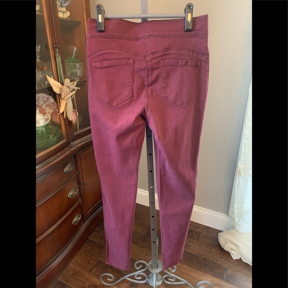 NWOT OMG Coco + Carmen Wine Burgundy Skinny Pants sz Small - Picture 3 of 4